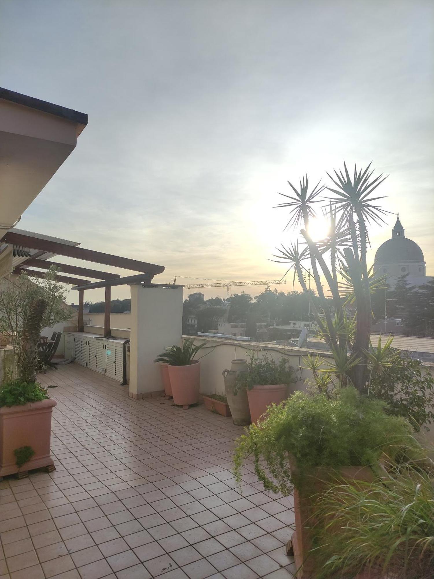 Panoramic Penthouse Eur *