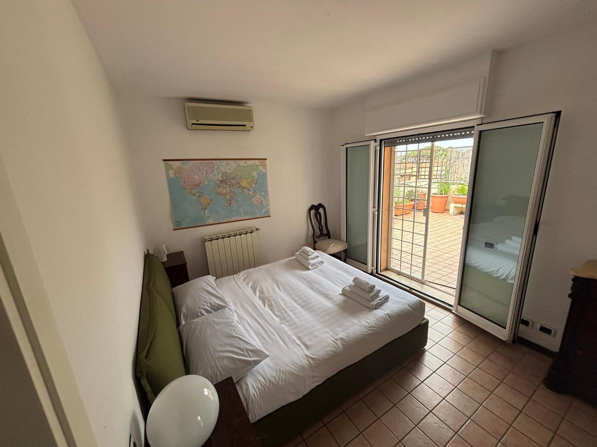 Panoramic Penthouse Eur Apartment Rom