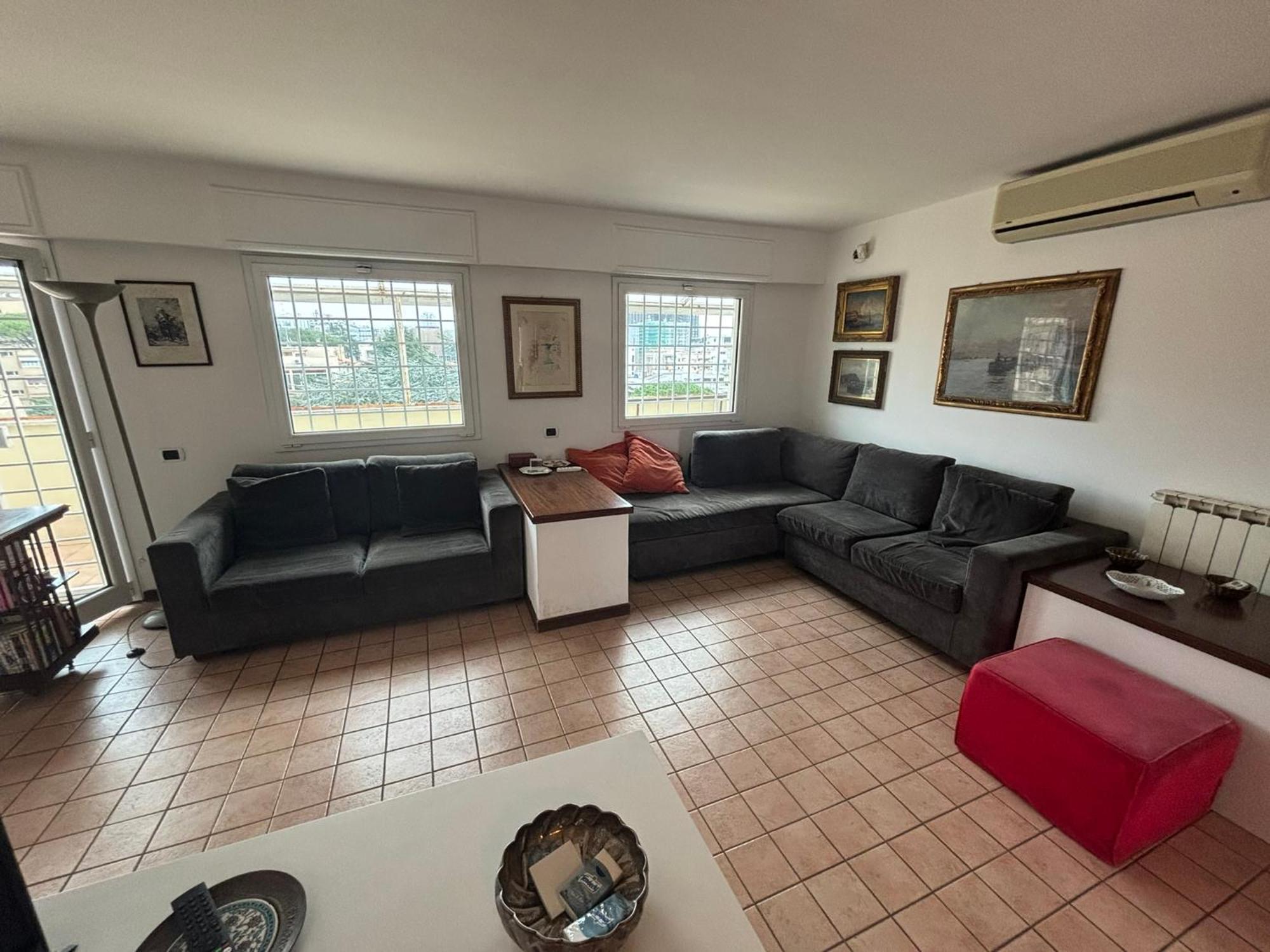 Panoramic Penthouse Eur Rom